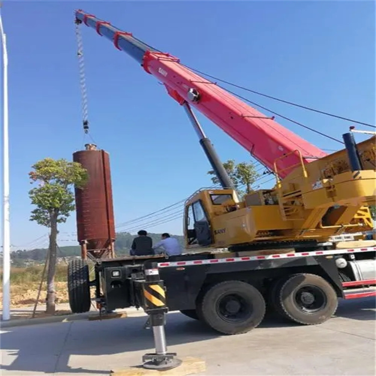 监利专业吊车租赁多少钱